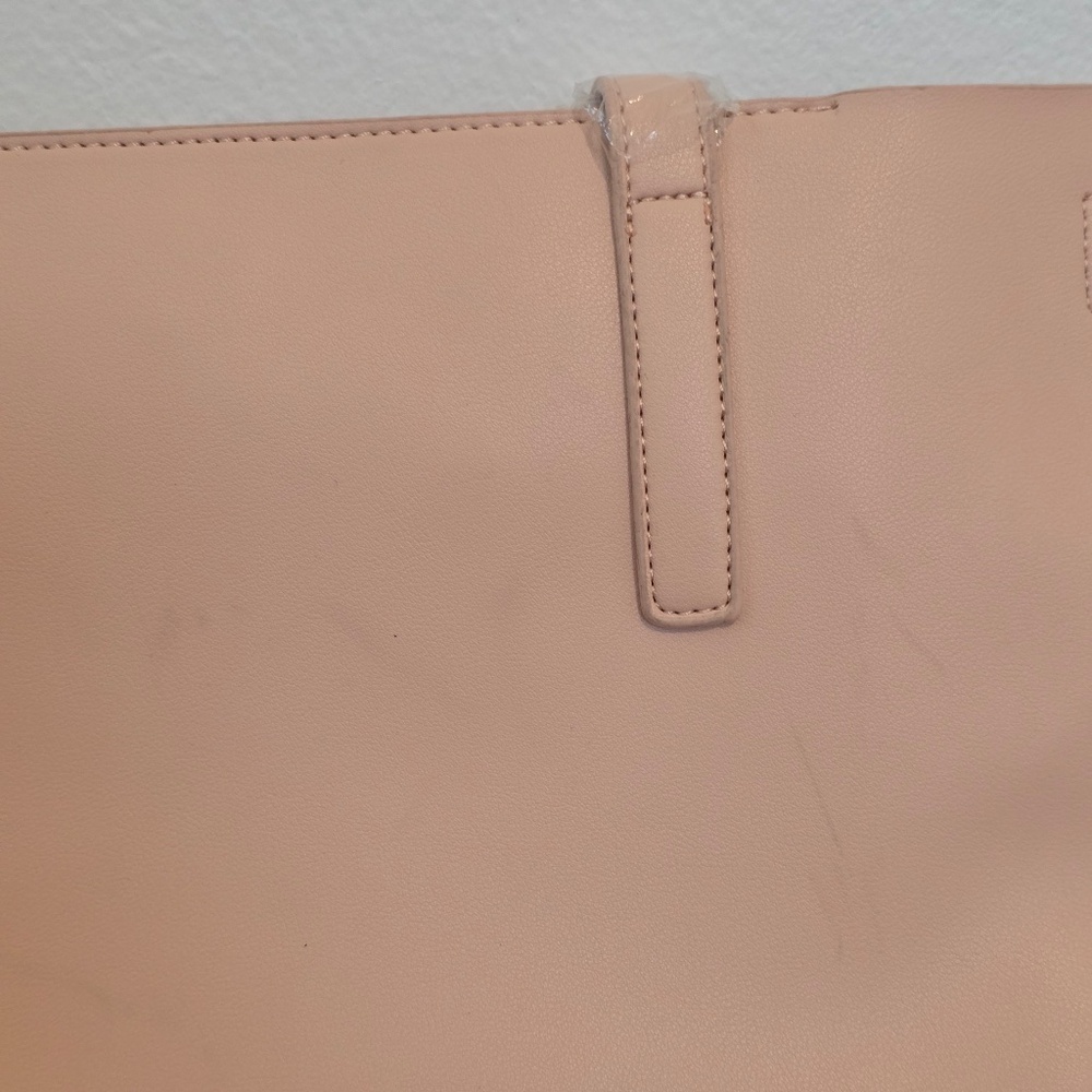 Lionel Michelle Vegan Leather Tote Bag - Cream - Picture 5 of 13